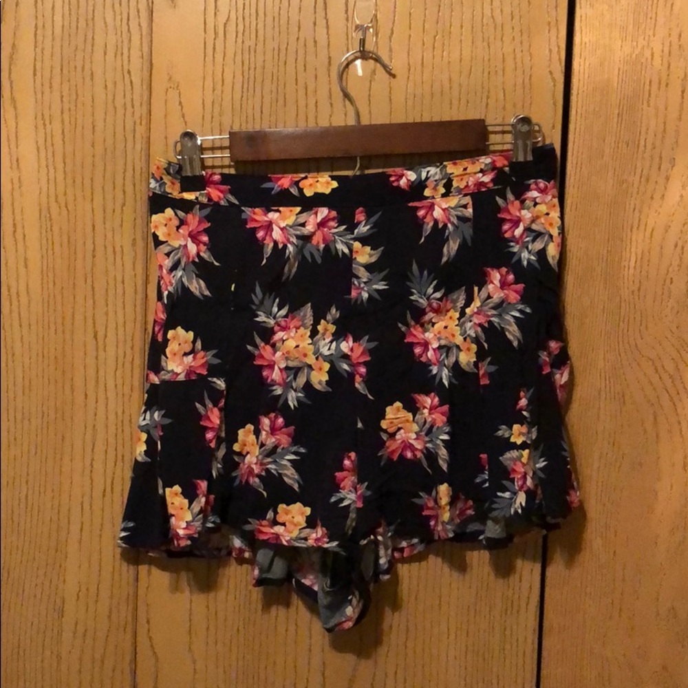 Floral 2-piece Tank & Flowy Short Set